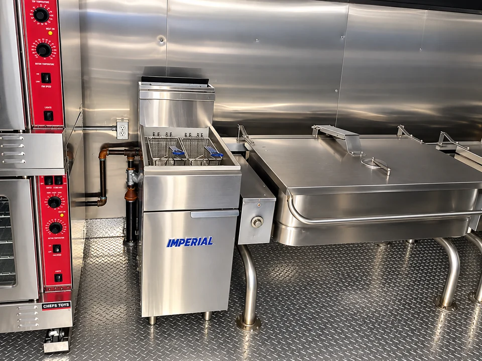 Fryer and tilting skillet inside the bulk-combination kitchen