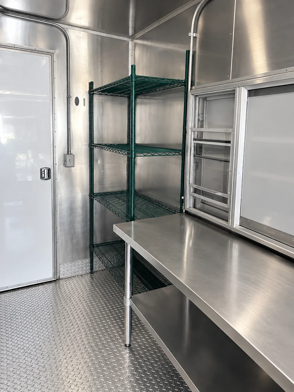 Stainless preparation table and shelving